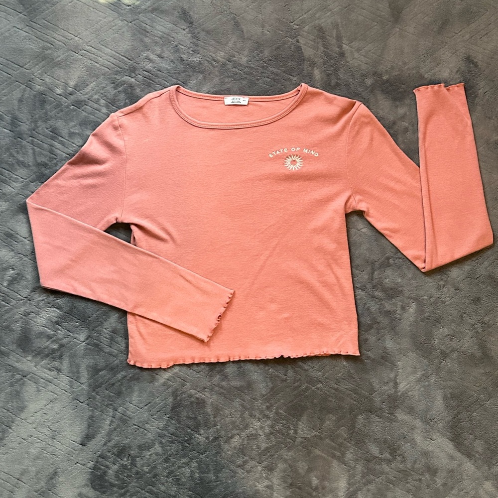 Ardene “state of mind” cropped long sleeve